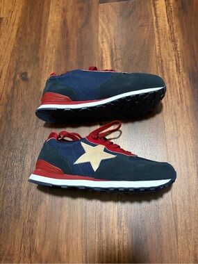 Women’s Ropers sneakers